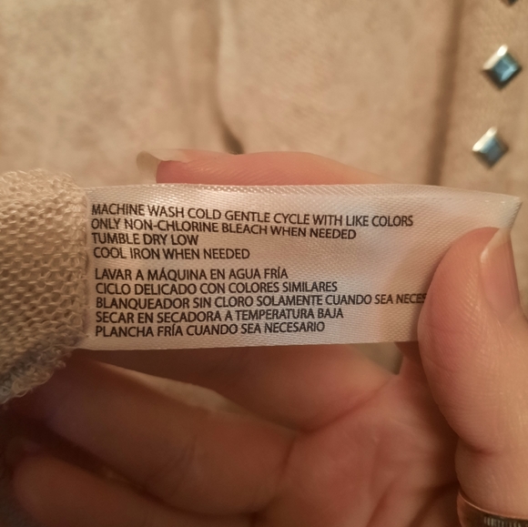 Soft Cream Long Sleeve Top - Picture 6 of 8